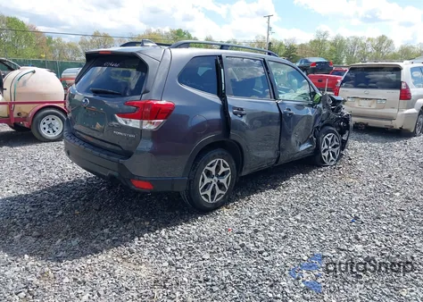 2020 Subaru Forester Premium z USA, uszkodzony, nr VIN JF2SKAJCXLH421278